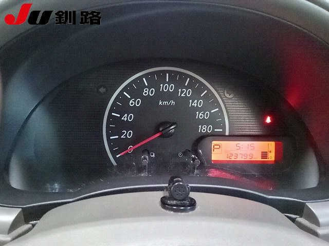 NISSAN MARCH 2013