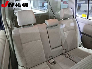 TOYOTA ISIS 2008