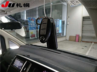 NISSAN SERENA 2010