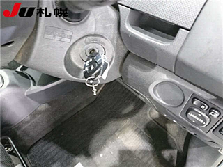 TOYOTA VITZ 2009