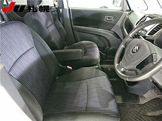 SUZUKI SOLIO 2012