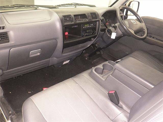 MAZDA BONGO VAN 2014