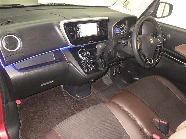 NISSAN DAYZ ROOX 2020