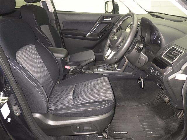 SUBARU FORESTER 2017