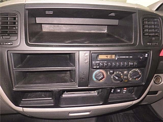 NISSAN ATLAS 2011