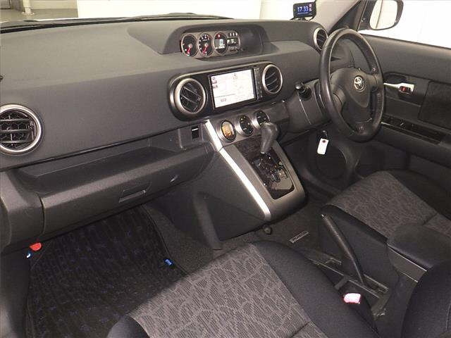 TOYOTA COROLLA RUMION 2011