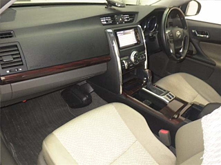 TOYOTA MARK X 2011