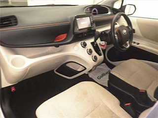 TOYOTA SIENTA 2020