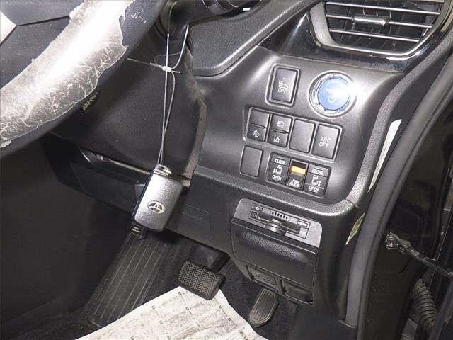 TOYOTA ESQUIRE 2016