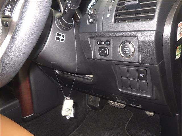 TOYOTA LAND CRUISER PRADO 2013