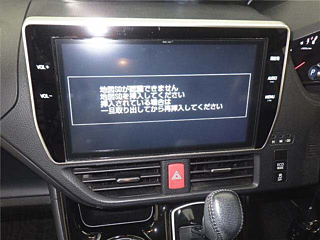 TOYOTA VOXY 2017