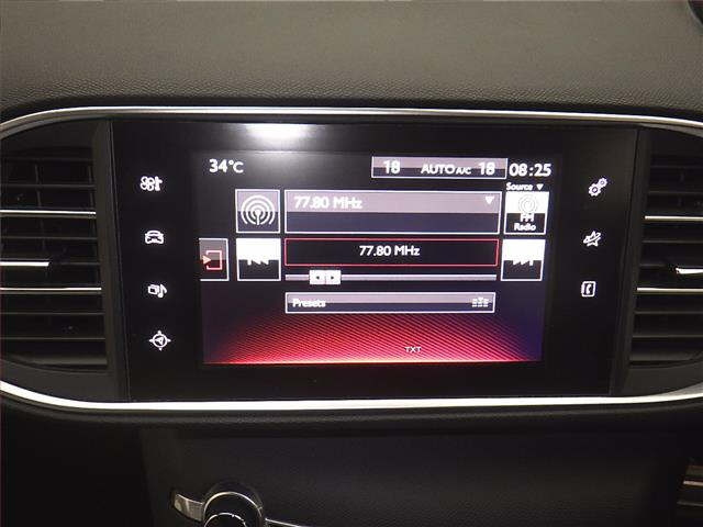 PEUGEOT 308 2016