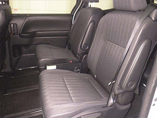 TOYOTA VOXY 2022