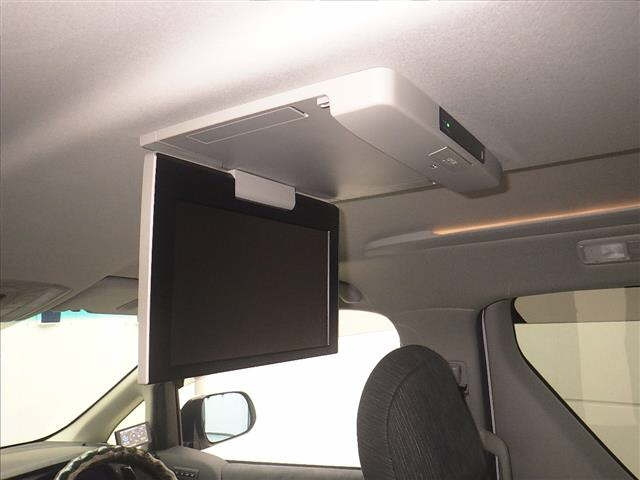 TOYOTA VELLFIRE 2012