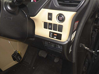 TOYOTA NOAH 2014