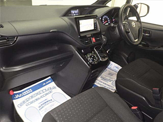 TOYOTA NOAH 2020