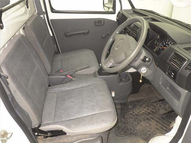 NISSAN CLIPPER TRUCK 2009
