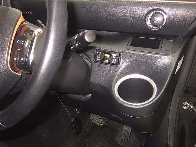 TOYOTA SIENTA 2018