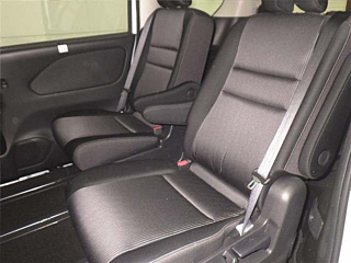 NISSAN SERENA 2020