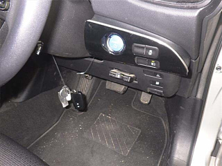 TOYOTA PRIUS 2020