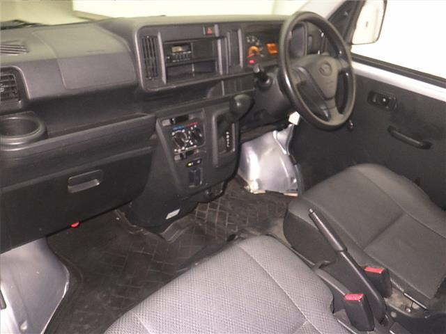 DAIHATSU HIJET VAN 2020