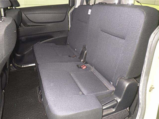 TOYOTA SIENTA 2016