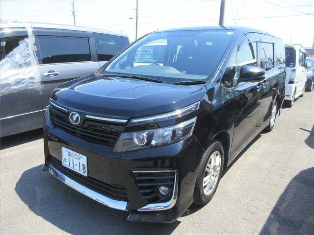 TOYOTA VOXY 2016