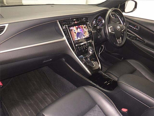 TOYOTA HARRIER 2017