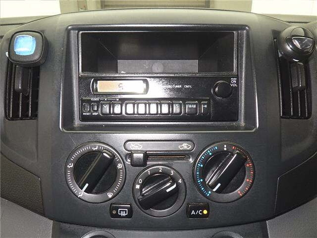 NISSAN NV200 2015