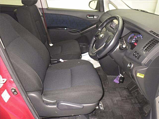 TOYOTA ISIS 2014