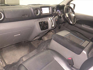 NISSAN CARAVAN VAN 2017