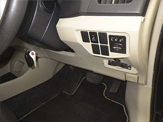 TOYOTA PRIUS 2014
