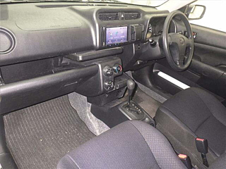 TOYOTA PROBOX 2017