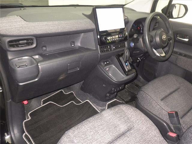 TOYOTA SIENTA 2024