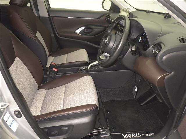 TOYOTA YARIS CROSS 2020