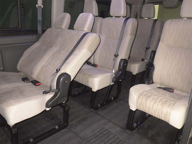 NISSAN CARAVAN BUS 2014