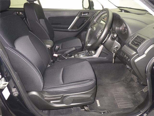 SUBARU FORESTER 2014