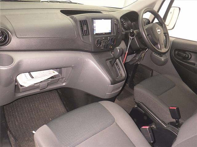 NISSAN NV200 2020