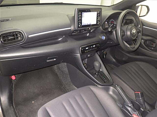 TOYOTA YARIS 2021