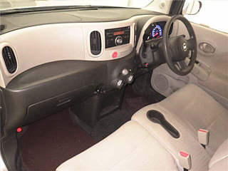 NISSAN CUBE 2010