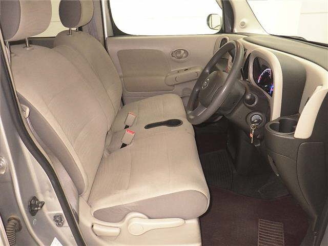 NISSAN CUBE 2010