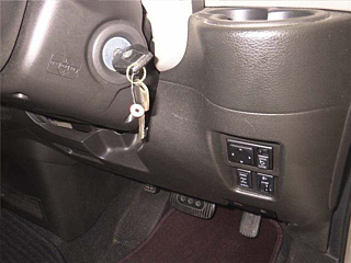 NISSAN CUBE 2010