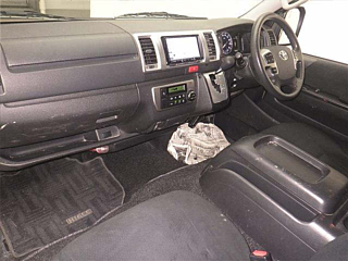 TOYOTA HIACE VAN 2020