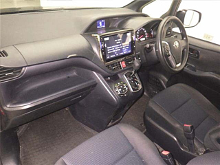 TOYOTA NOAH 2016