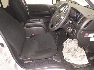 TOYOTA HIACE VAN 2020