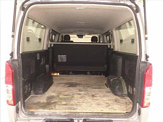 TOYOTA HIACE VAN 2020