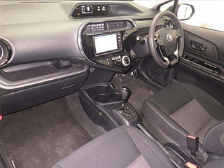 TOYOTA AQUA 2020