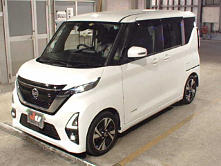 NISSAN ROOX 2022