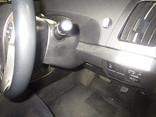 TOYOTA PRIUS 2012