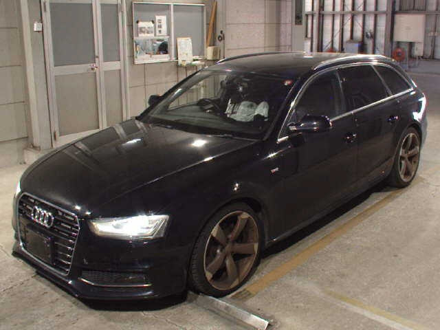 AUDI A4 2014